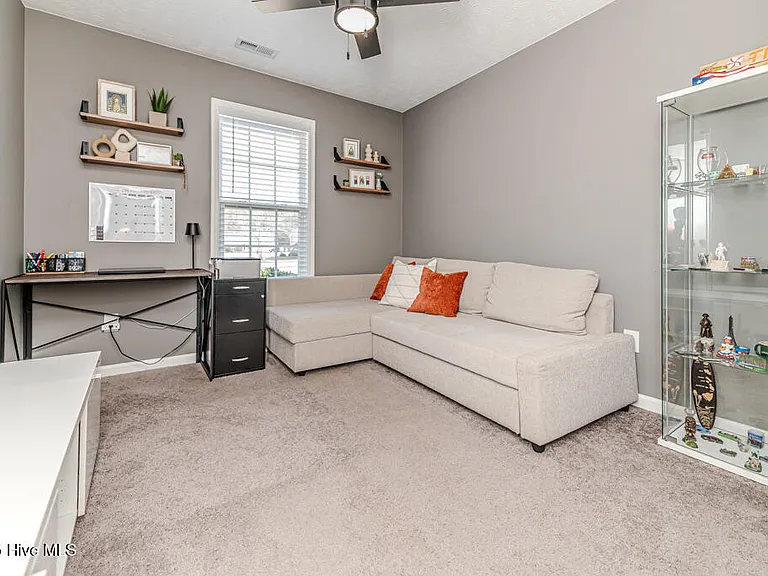 224 Roanoke Dr — Photo 25