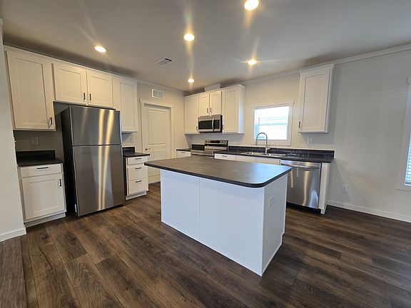 3rd image of 154 Goldwater Dr #436