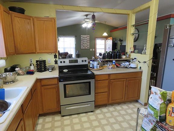4th image of 1637 Aragon Way