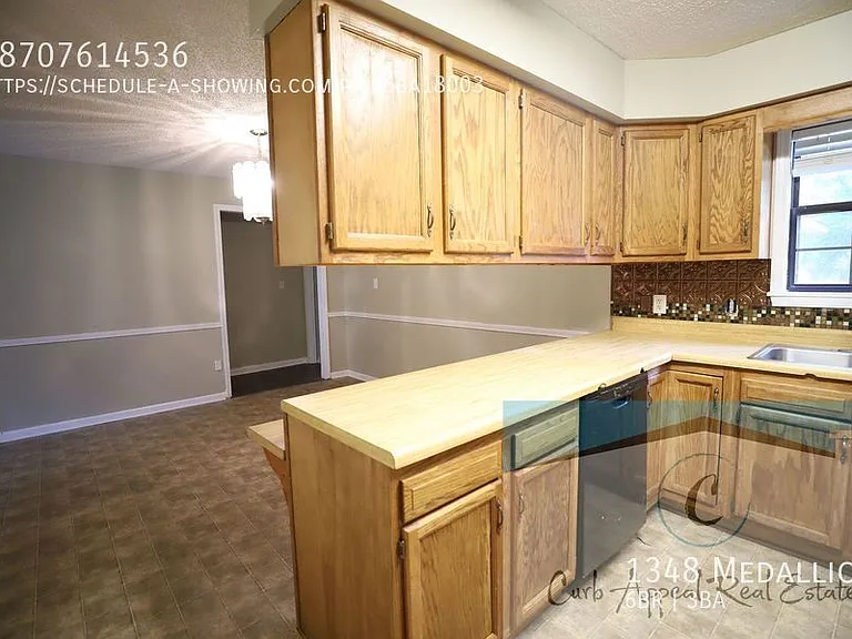 1348 Medallion Dr — Photo 19
