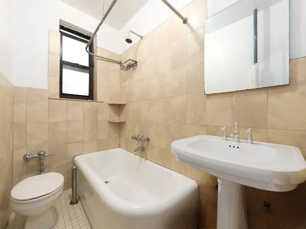 23-53 31st Street image 9 of 9