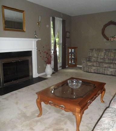 5th image of 9852 Maple Leaf Dr