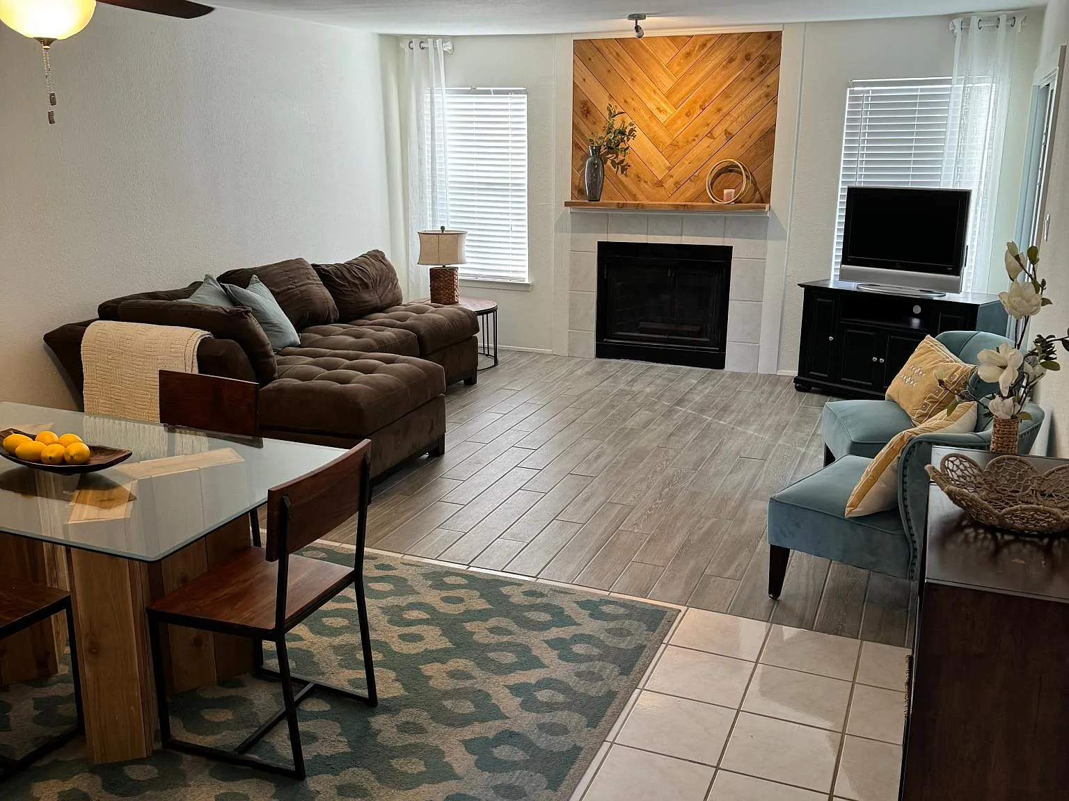 604 Highcrest Dr — Photo 3
