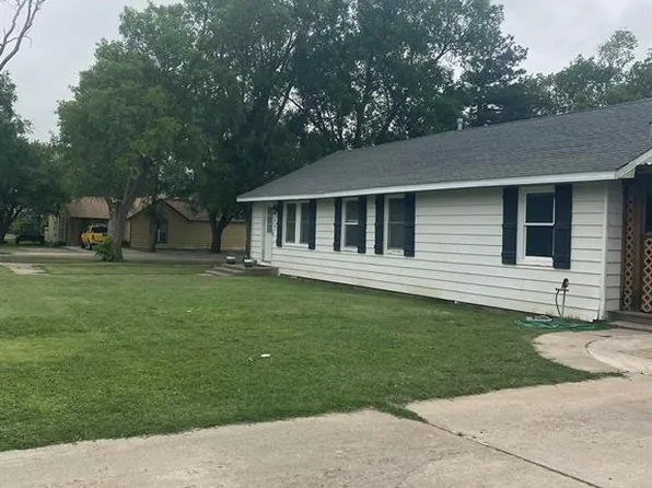408 NW 9th St, Guymon, OK 73942