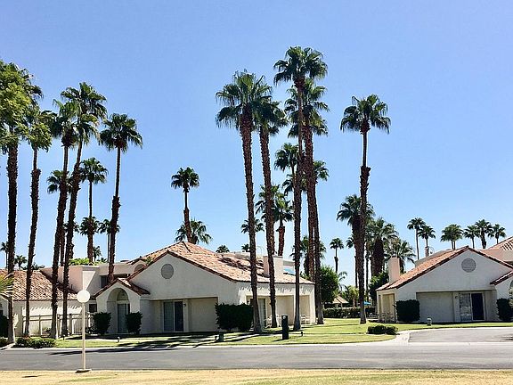 Desert Breezes Resort Condo_s