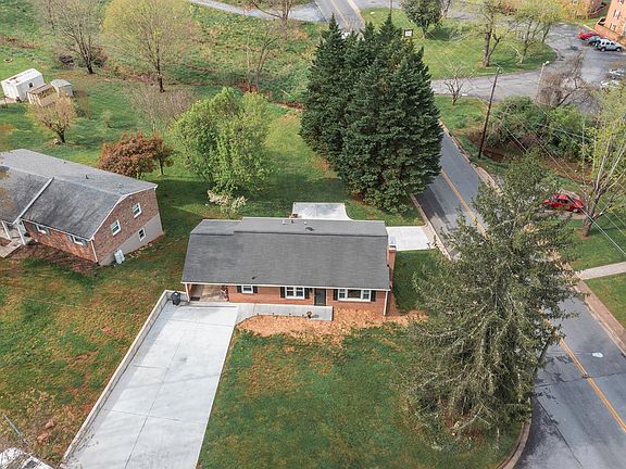 2nd image of 4736 Oakdale Dr Lot 1