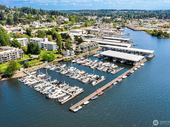 6155 NE 175th Street #227, Kenmore, WA 98028