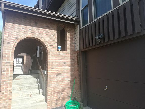 2nd image of 2341 Driftwood Pl