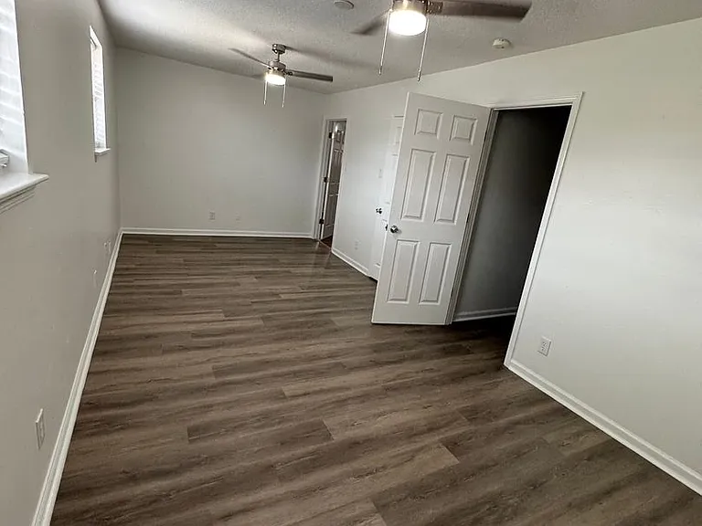 1512 Lake Ave — Photo 25