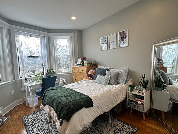 4th image of 73 Park Dr APT 8