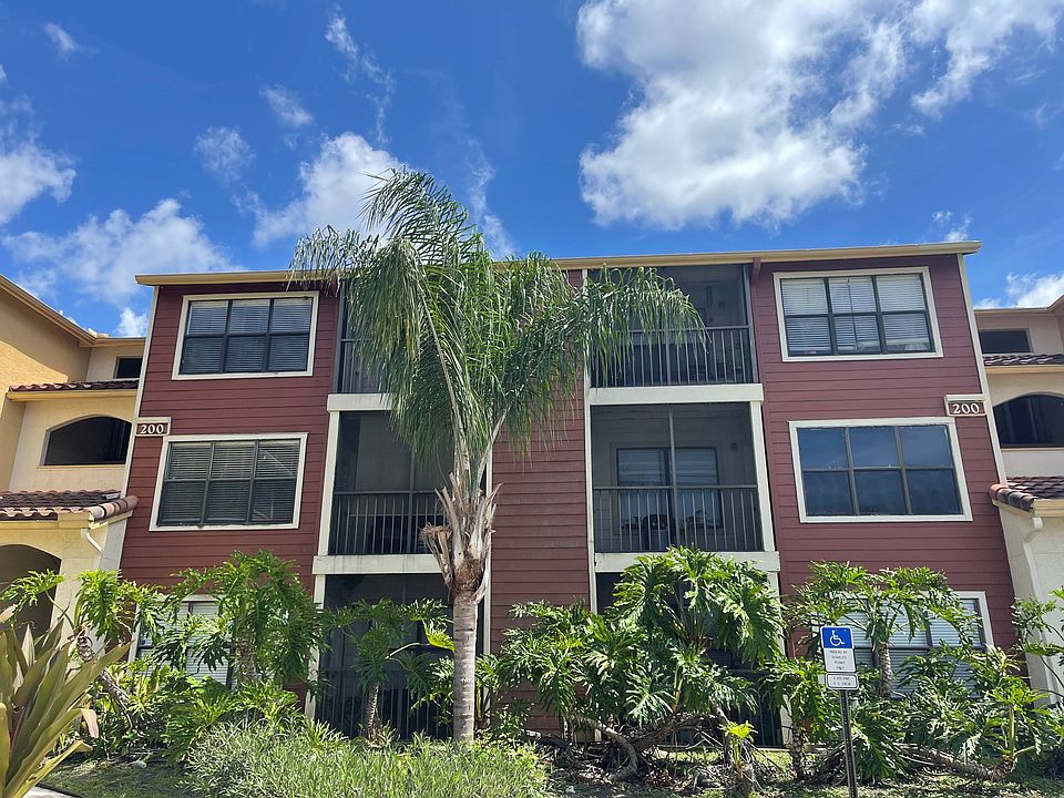 1st image of 11901 4th St N APT 2103