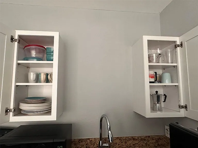 4302 Polkunit 5 — Photo 3