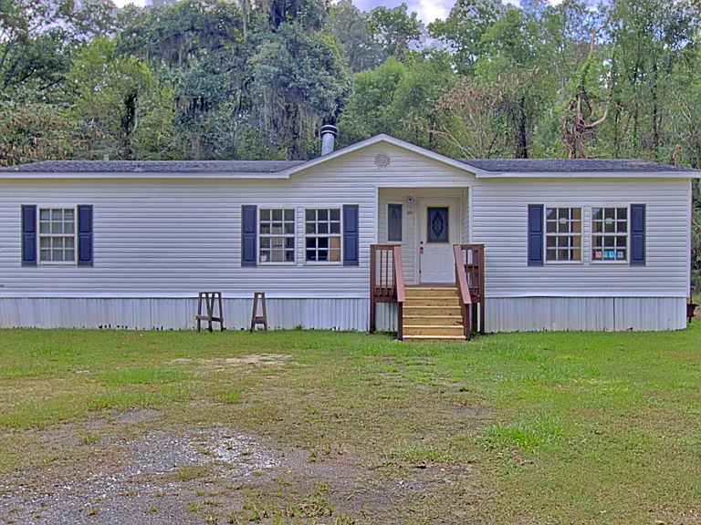 235 Fleming Loop Rd — Photo 2