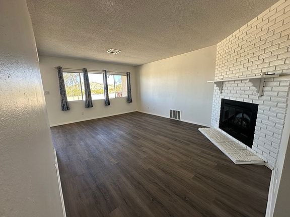 5th image of 7054 Broad St