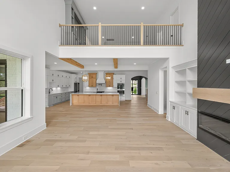 360 Rucker Rd — Photo 32