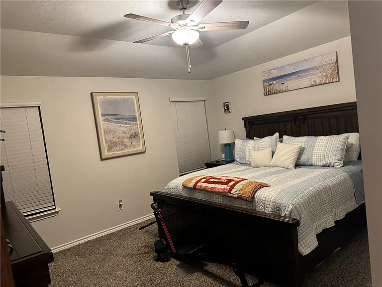 3946 Jayden Dr — Photo 9