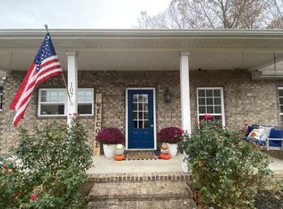 107 Mangrum Rd, Bon Aqua, TN 37025