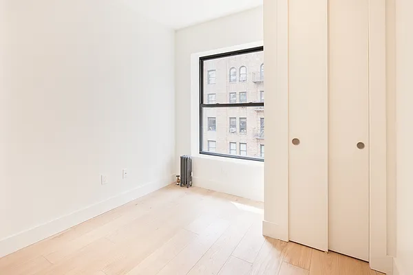 Rented by Compass | media 21