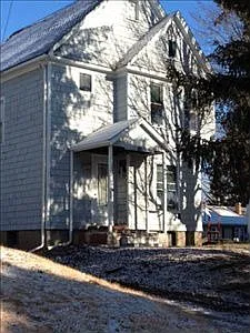 102 South Ave photo 1