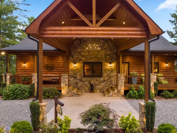 41 Camden Way, Mineral Bluff, GA 30559