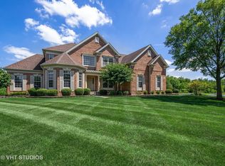 5135 Barons Ct, Gurnee, IL 60031