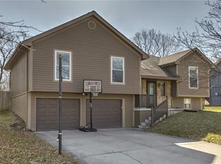 10903 N Harrison St, Kansas City, MO 64155