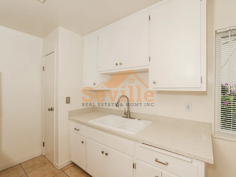 2950 Stanton St #D — Photo 7