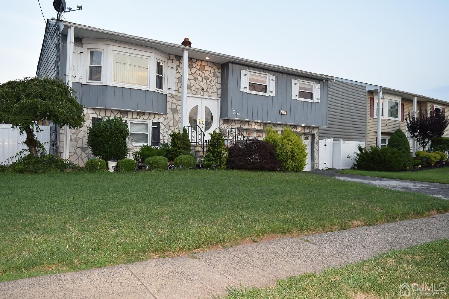 200 Rosewood Ln, Port Reading, NJ 07064 Zillow