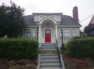 4320 SW Holgate St, Seattle, WA 98116