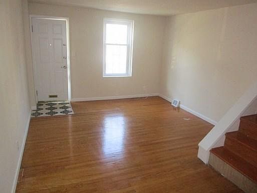 2nd image of 223 Gerritt St