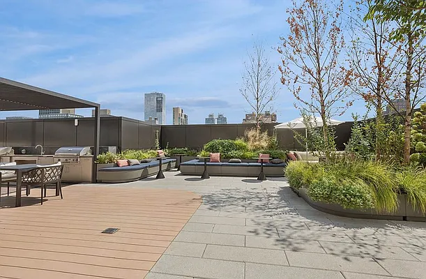 Rented by Elegran | media 7