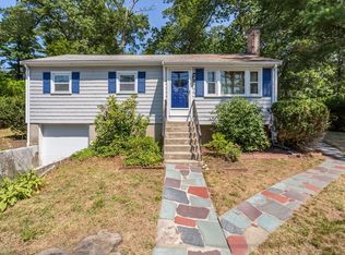 81 Pond St, Franklin, MA 02038