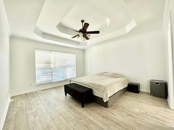 4th image of 7926 Stillwater Cir
