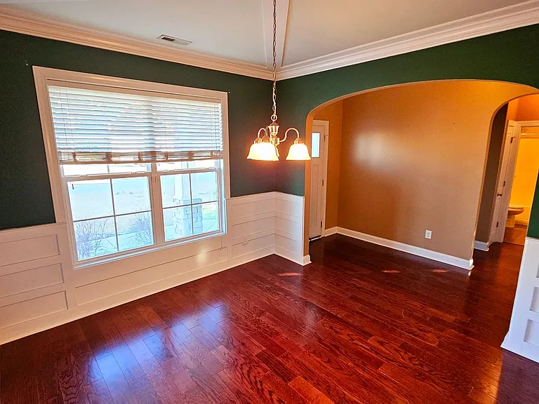 284 SW Plantation Dr — Photo 2