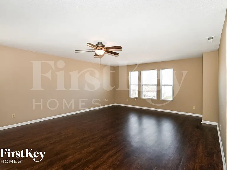 10335 Homestead Dr — Photo 5