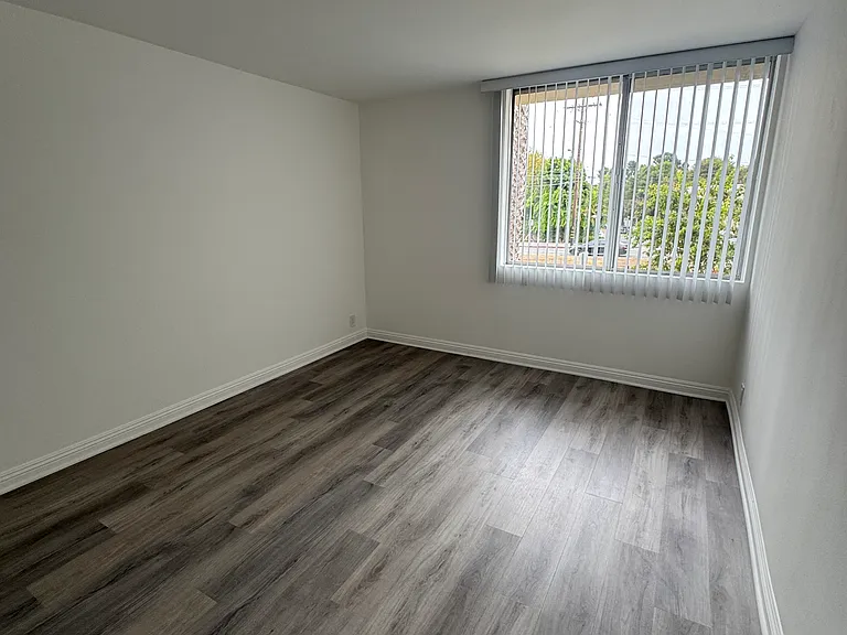 Unit 203: 1 Bed + 1 Bath