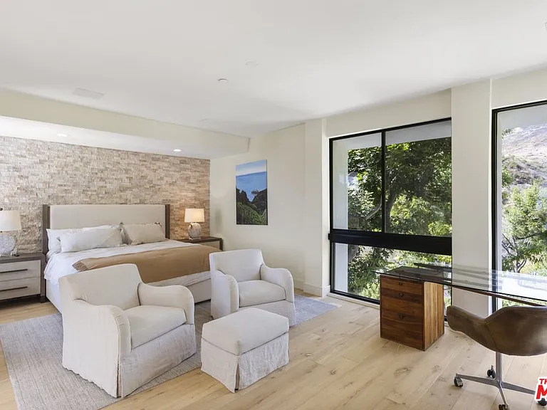3851 Sweetwater Canyon Dr — Photo 12