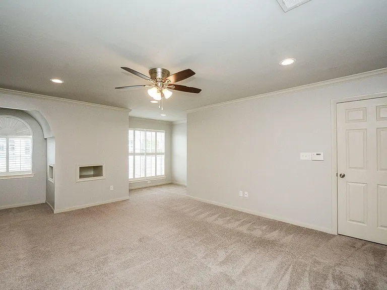 2022 Fairview Ave — Photo 21
