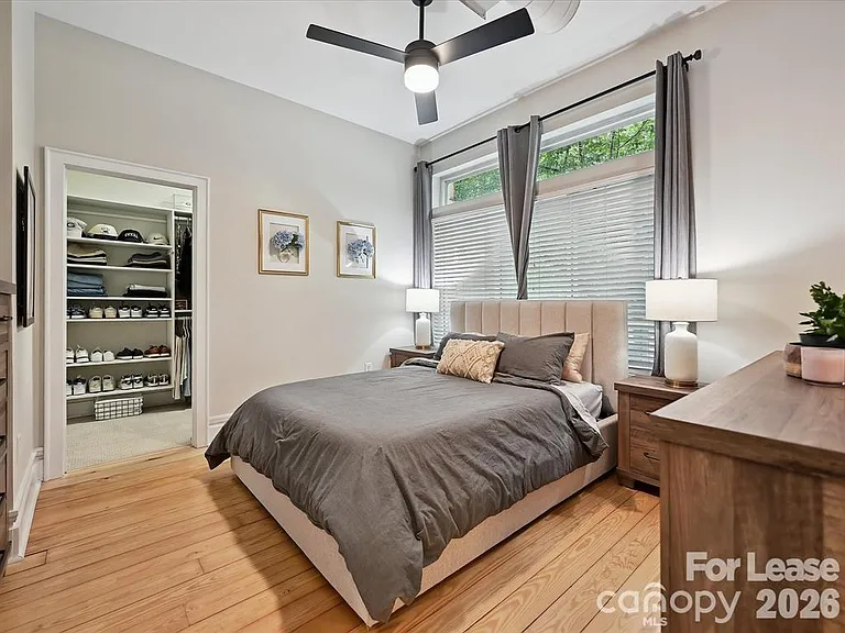 404 N Laurel Ave #11 — Photo 7