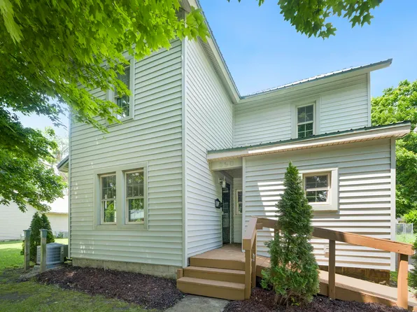 350 S 3rd St, Decatur, IN 46733