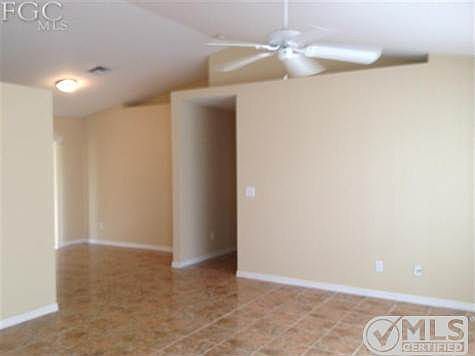 3rd image of 1011 Allman Ave