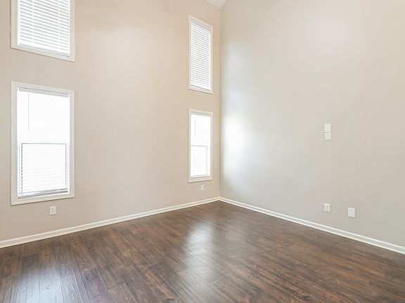 5th image of 2429 Clock Face Ct