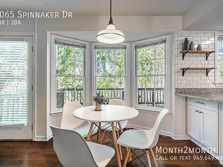 4065 Spinnaker Dr — Photo 17