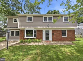 31 Heritage Rd, Marlton, NJ 08053