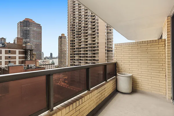 Sold by Corcoran | media 5