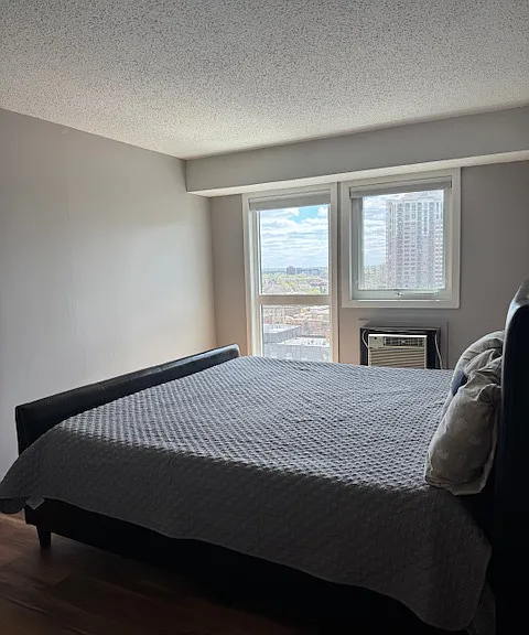 433 7th St S #1527 — Photo 3