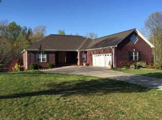 245 Laurel Ridge Ln, Lexington, NC 27295