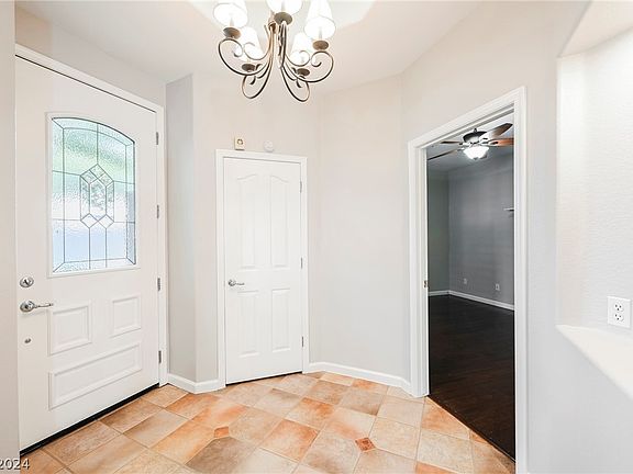 5th image of 4335 El Presidio Dr