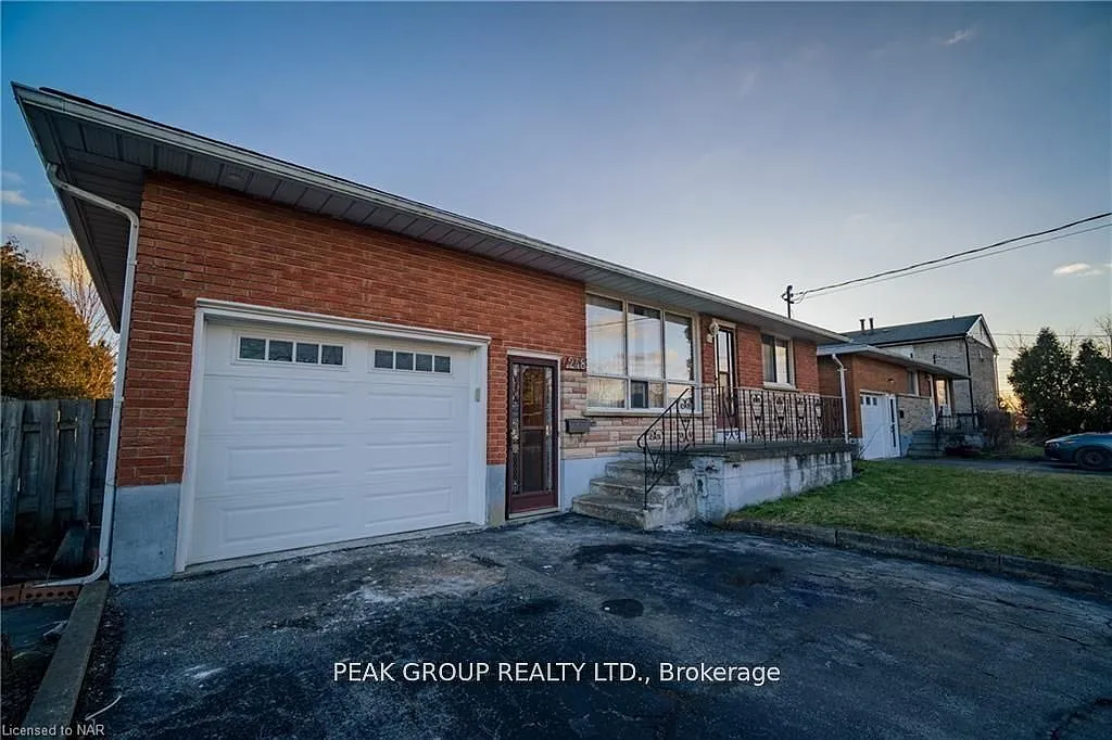 3 bed, $1,800 — Photo 2