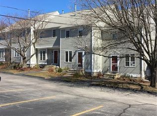 840 Bullocks Point Ave, Riverside, RI 02915